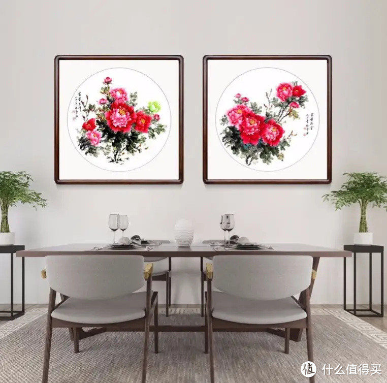 客厅装饰，积善字画成主要的选择，可营造氛围