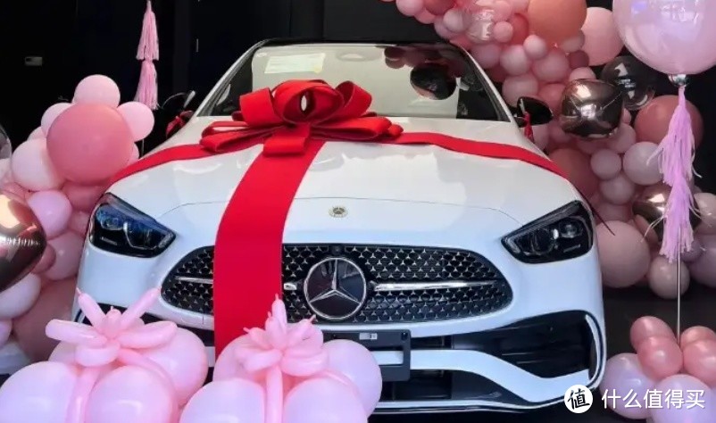 低调炫车：感恩与分享的艺术